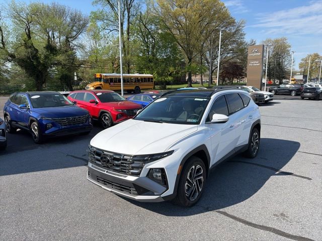 Used 2025 Hyundai Tucson Limited image 2