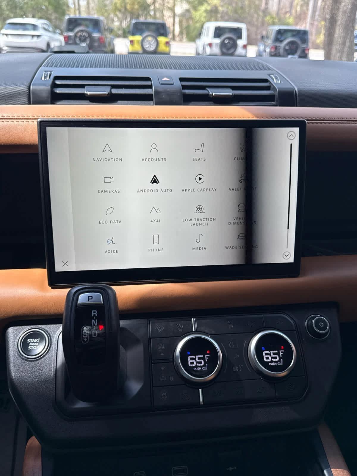 Used 2024 Land Rover Defender 130 X AWD/4WD image 24