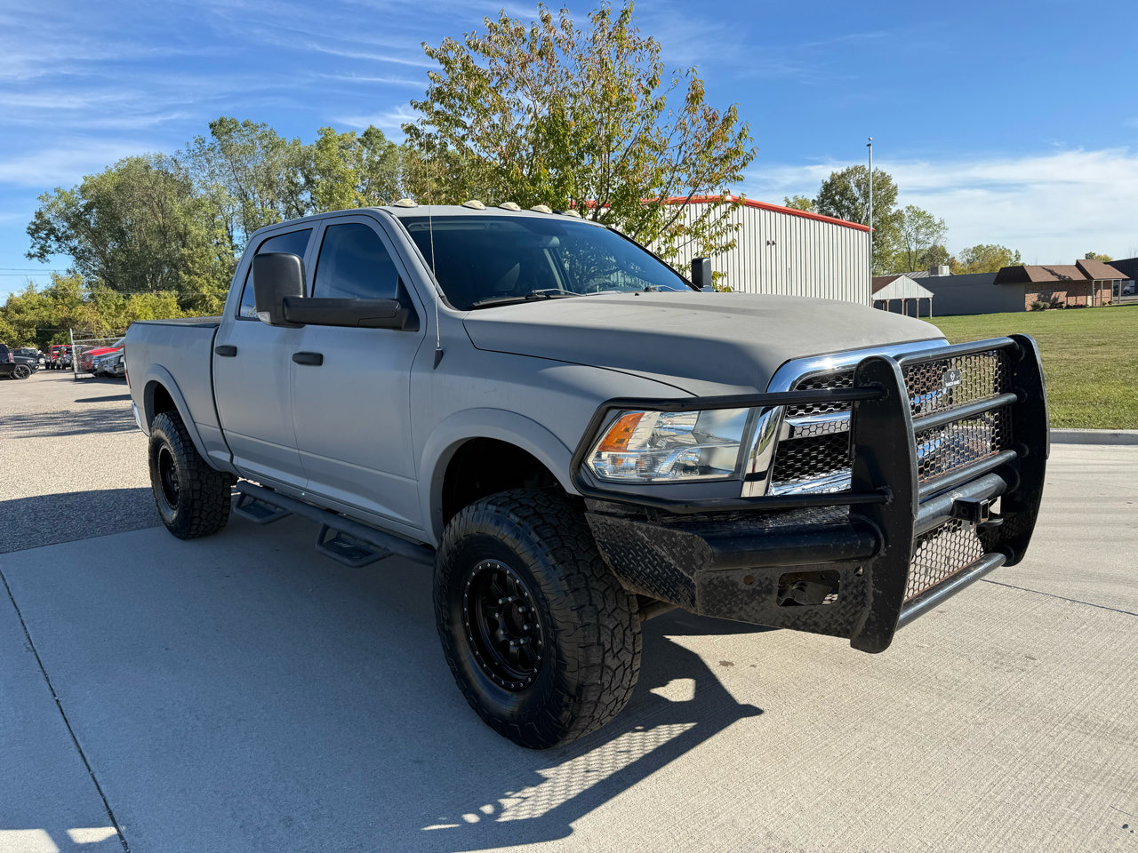Used 2018 RAM 2500 Tradesman w/ Chrome Appearance Group image 3
