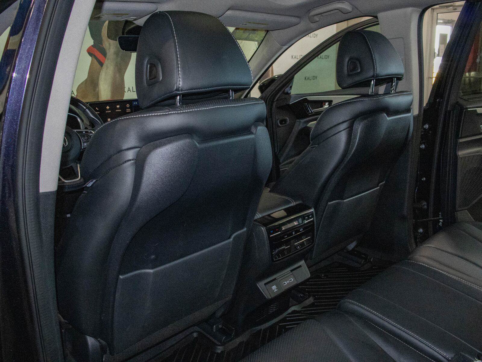 Used 2023 Acura MDX w/ Technology Package AWD/4WD image 10