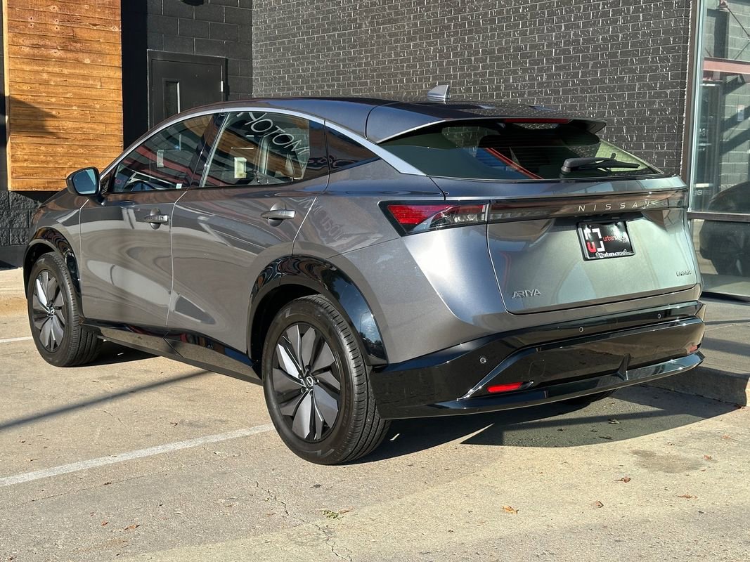 Used 2023 Nissan Ariya Engage image 4