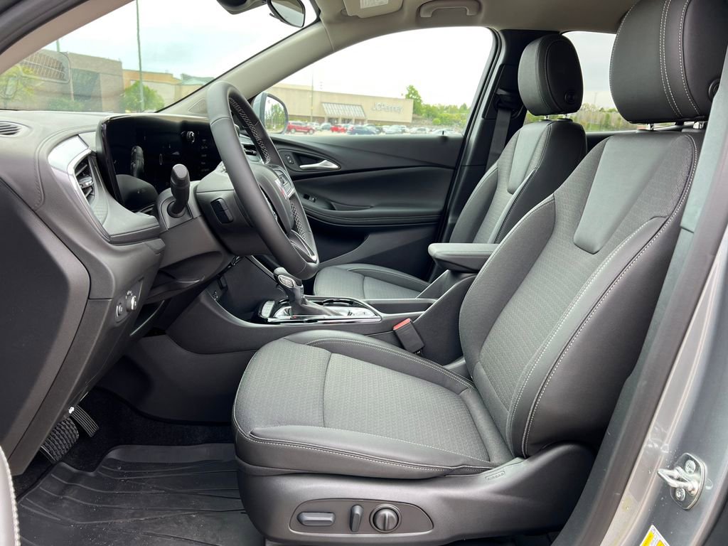 New 2026 Buick Encore GX Preferred w/ Comfort Package AWD/4WD image 3