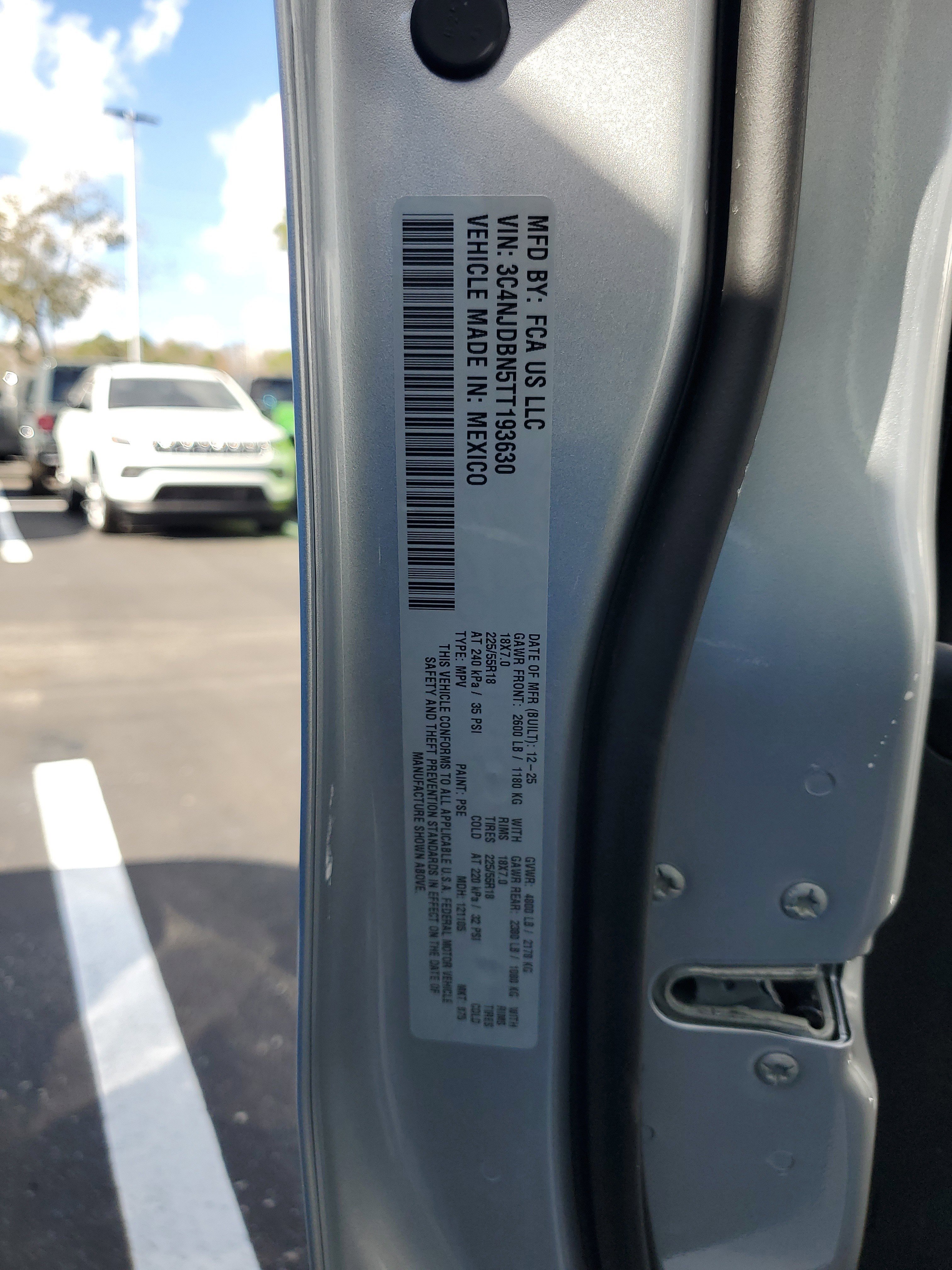 New 2026 Jeep Compass Latitude image 19