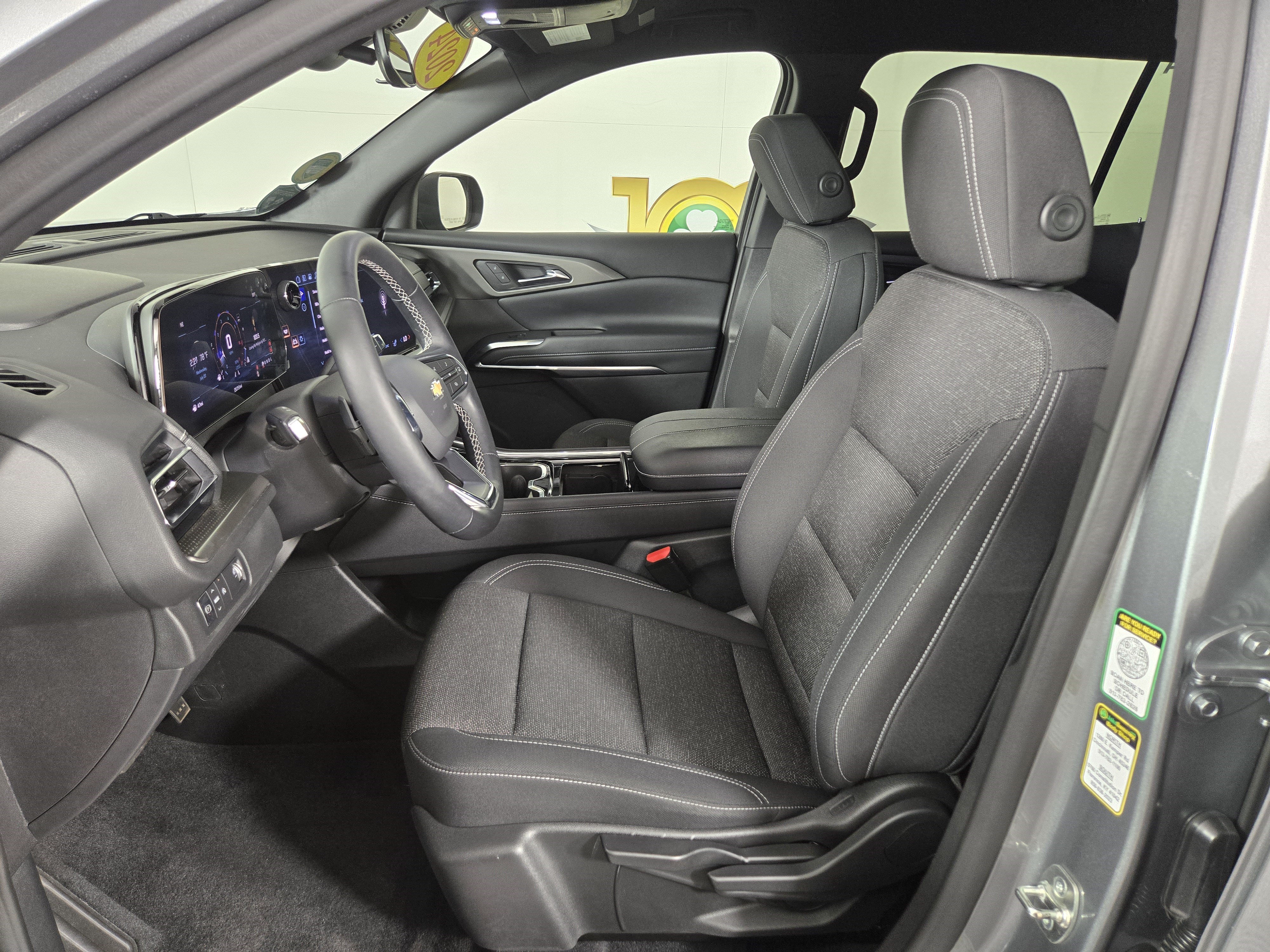 Certified 2024 Chevrolet Traverse LS FWD image 11