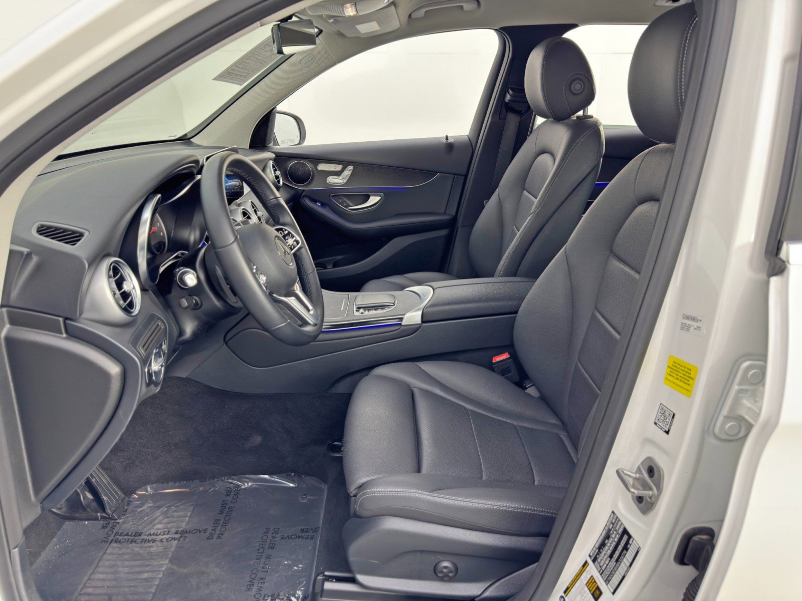 Used 2021 Mercedes-Benz GLC 300 w/ Premium Package image 15