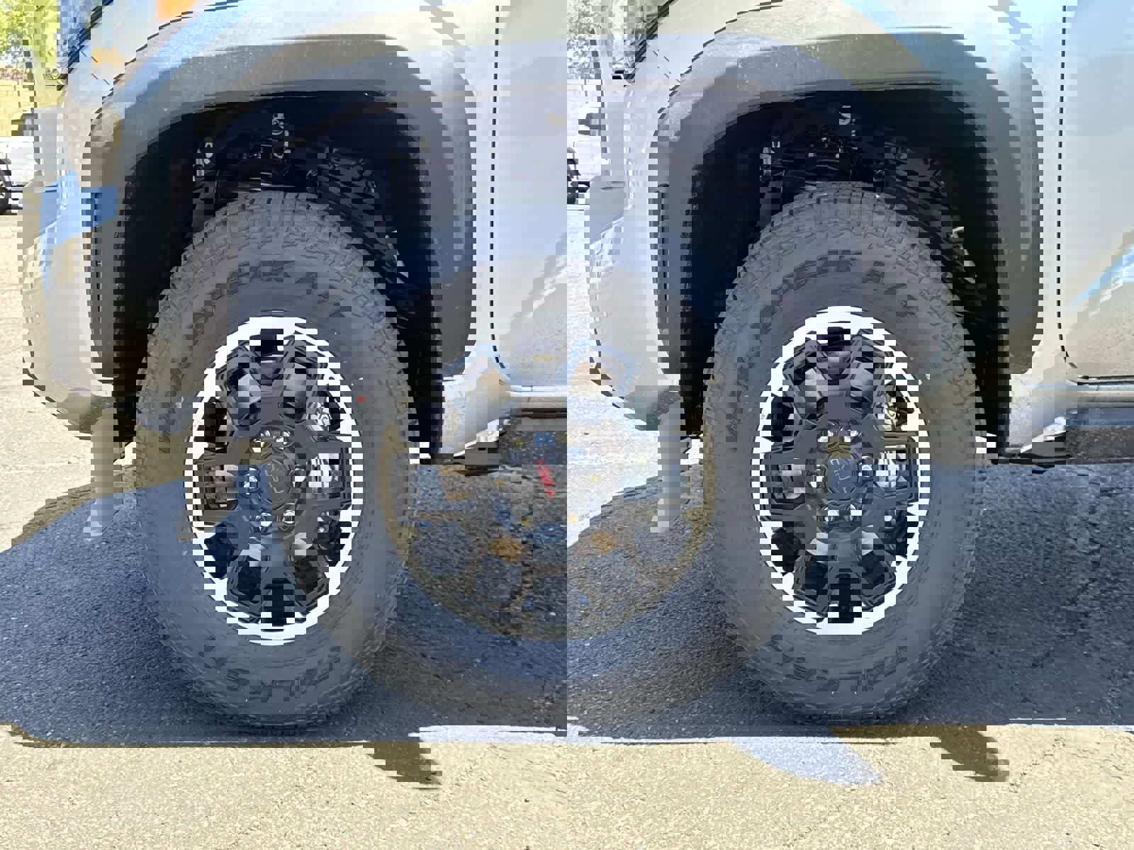 Used 2025 Toyota Tacoma TRD Off-Road w/ TRD Off Road Premium Package image 10