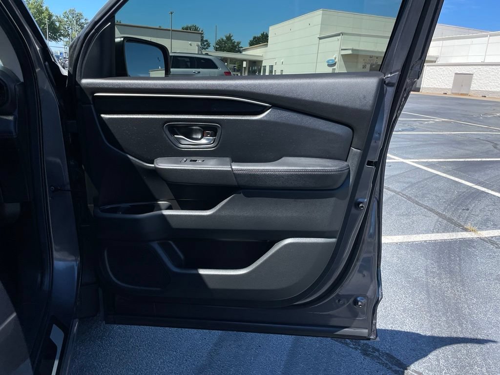 Certified 2025 Honda Pilot Touring image 30