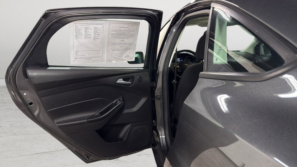 Used 2018 Ford Focus SEL image 35