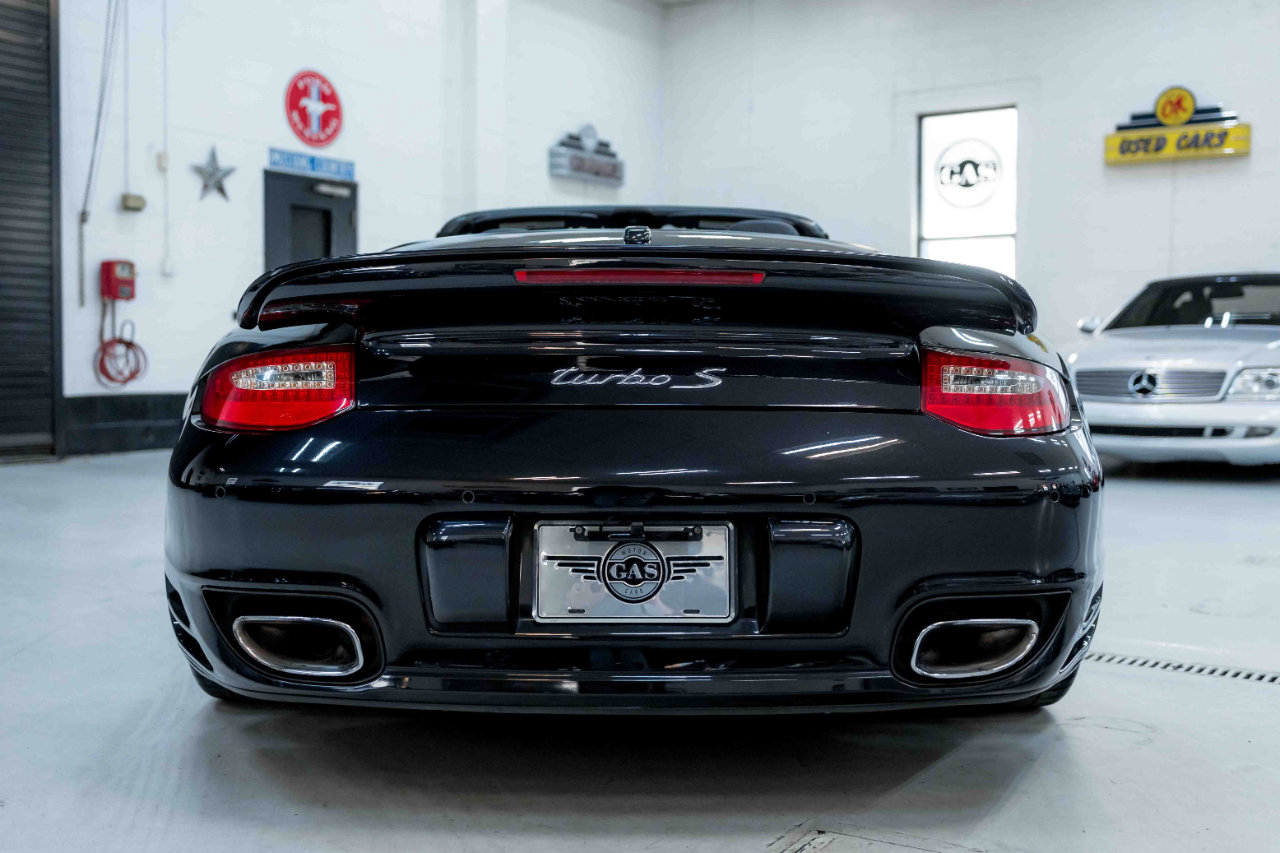 Used 2011 Porsche 911 Turbo S image 9