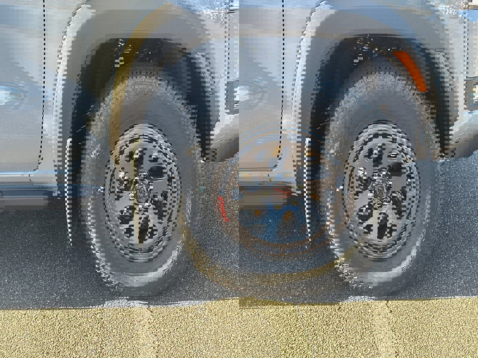 New 2026 Nissan Frontier PRO-4X w/ Pro-4x Convenience Package image 12