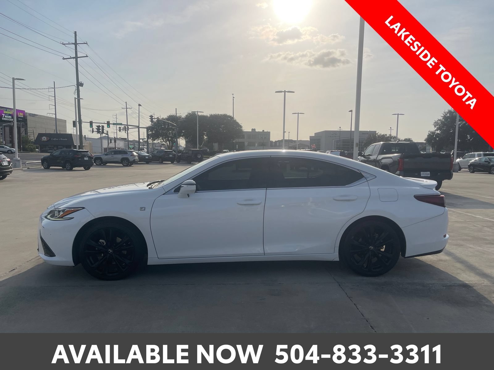 Used 2023 Lexus ES 350 F Sport w/ Accessory Package (Z2) FWD image 2