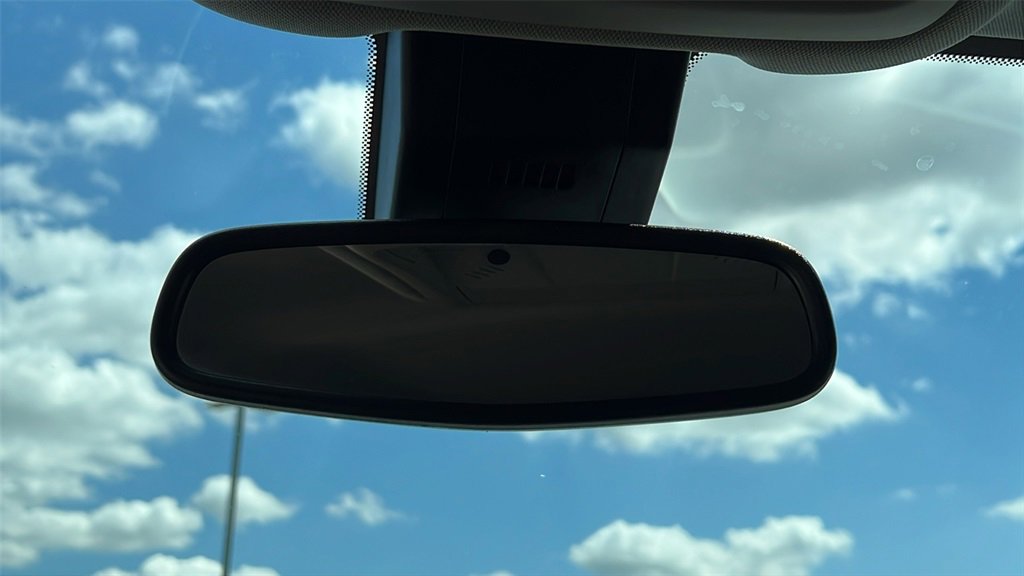 Used 2020 GMC Terrain SLE image 22