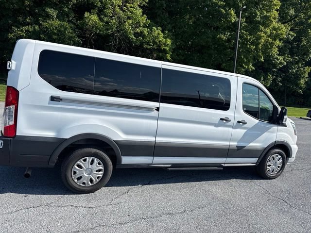 Used 2023 Ford Transit 350 XLT RWD image 7