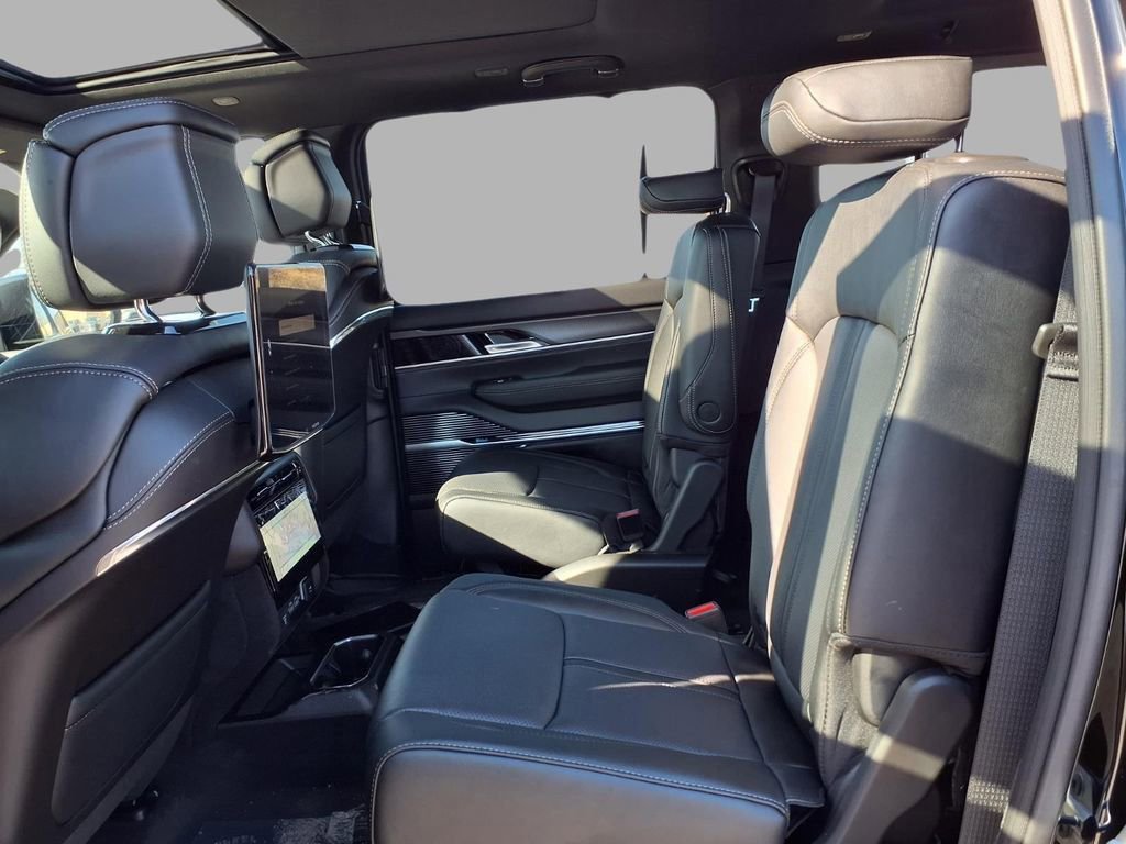 New 2026 Jeep Grand Wagoneer Summit w/ Rear Seat Video Group I image 23