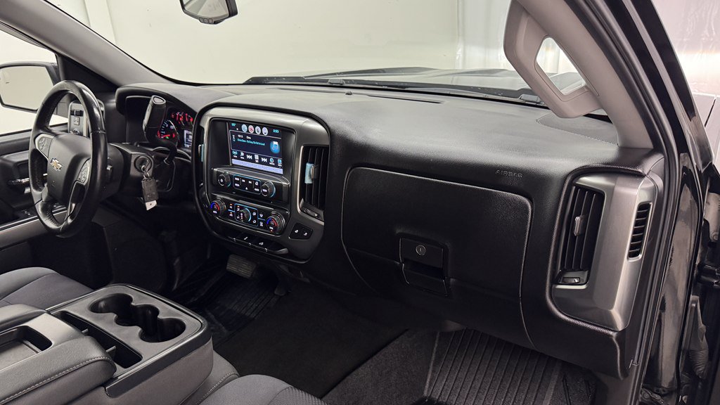 Used 2018 Chevrolet Silverado 1500 LT w/ All Star Edition AWD/4WD image 26