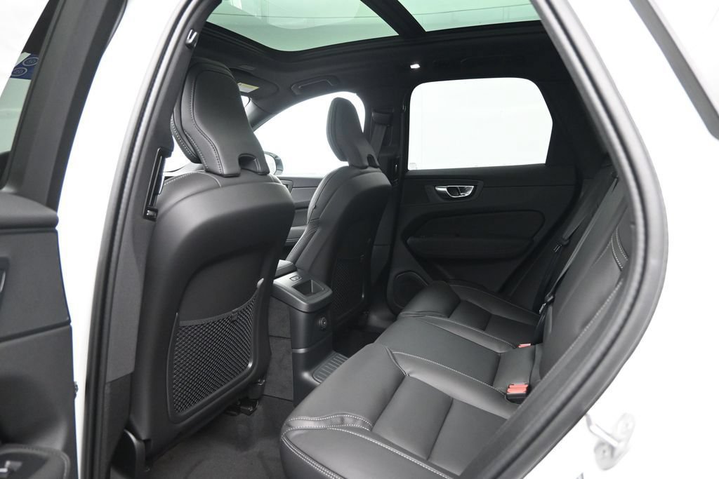 New 2026 Volvo XC60 T8 Ultra w/ Climate Package AWD/4WD image 20
