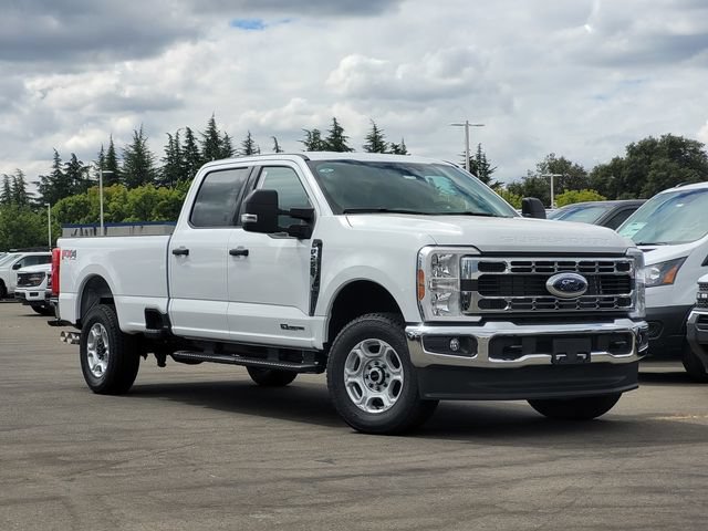 New 2026 Ford F250 XLT w/ FX4 Off-Road Package