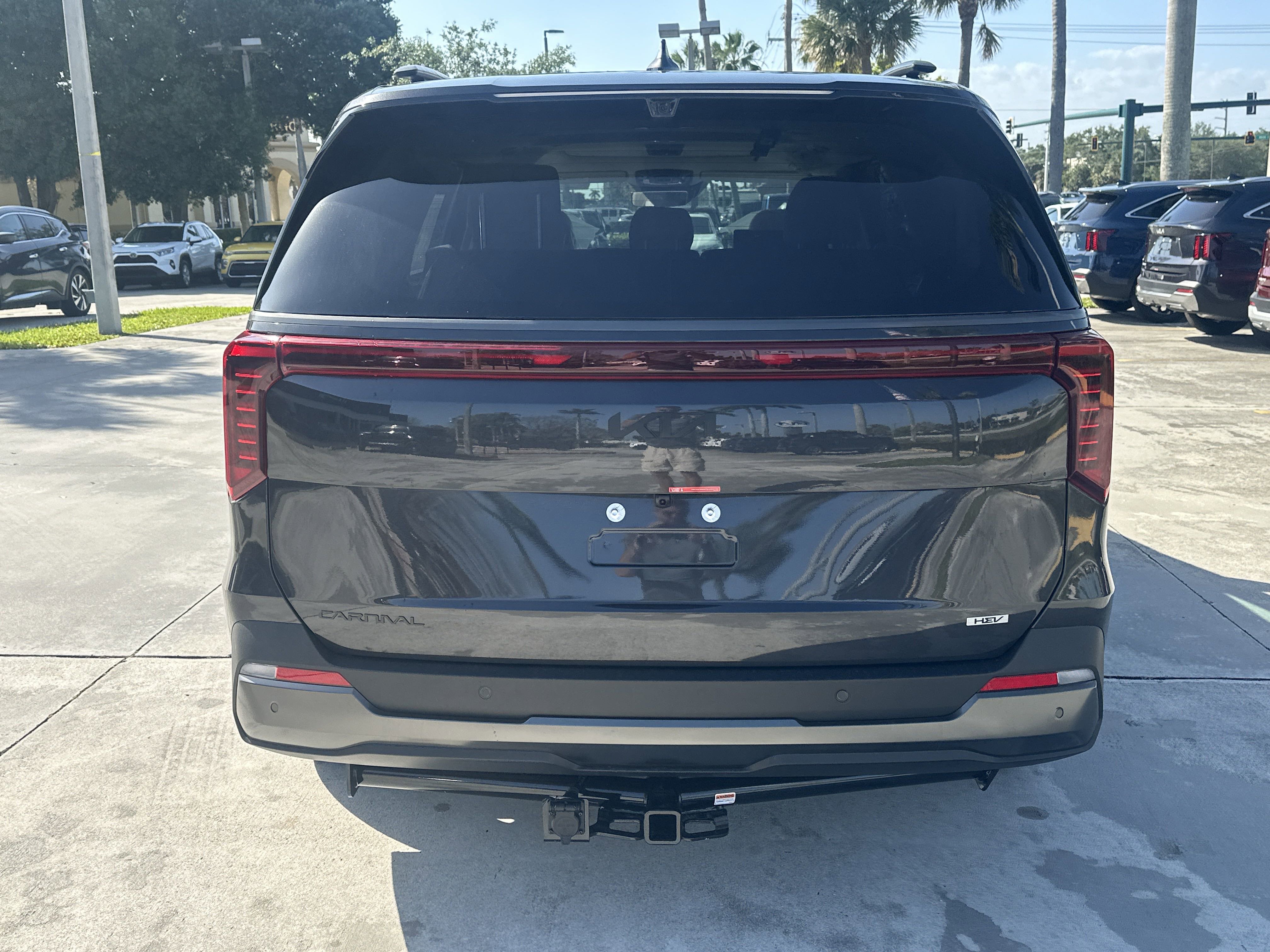 New 2025 Kia Carnival SX Prestige image 7