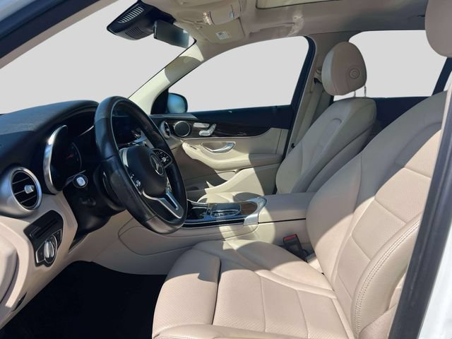 Used 2022 Mercedes-Benz GLC 300 4MATIC w/ Premium Package Lite image 16