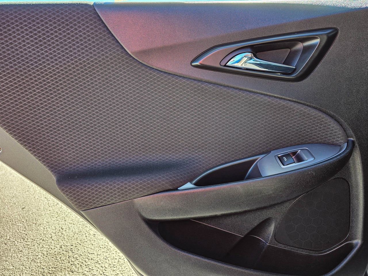 Certified 2025 Chevrolet Malibu LT FWD image 32