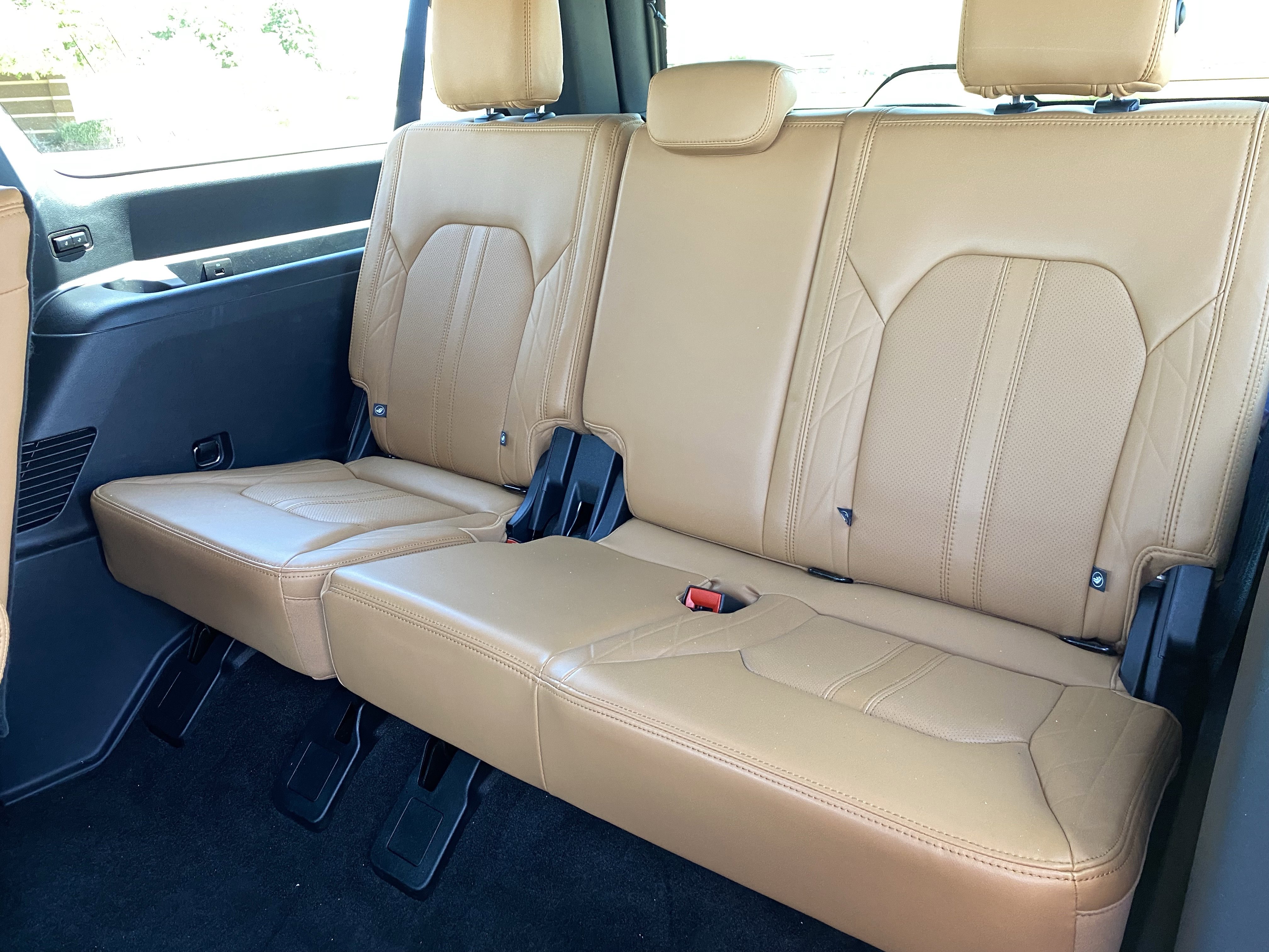 Used 2022 Ford Expedition Max Platinum AWD/4WD image 15