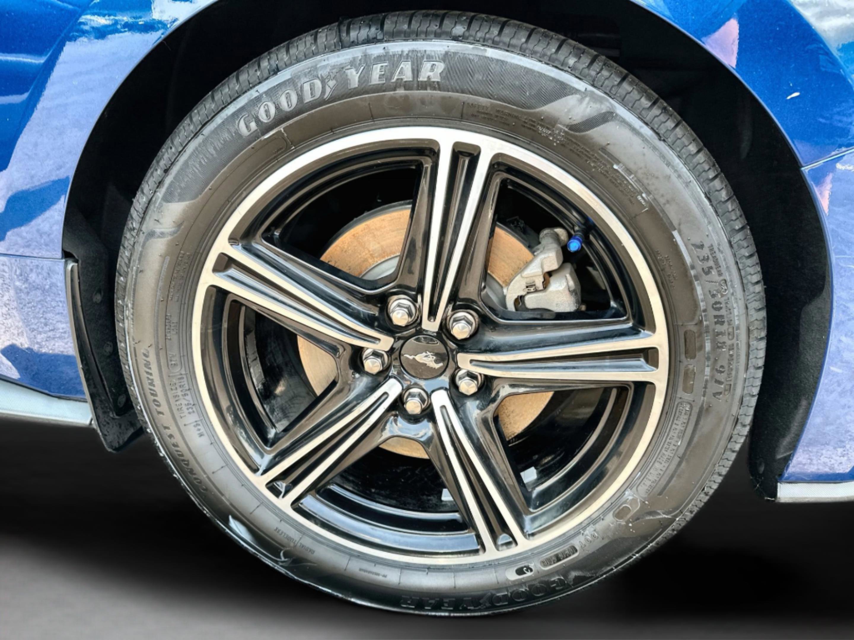 Used 2024 Ford Mustang Coupe RWD image 29