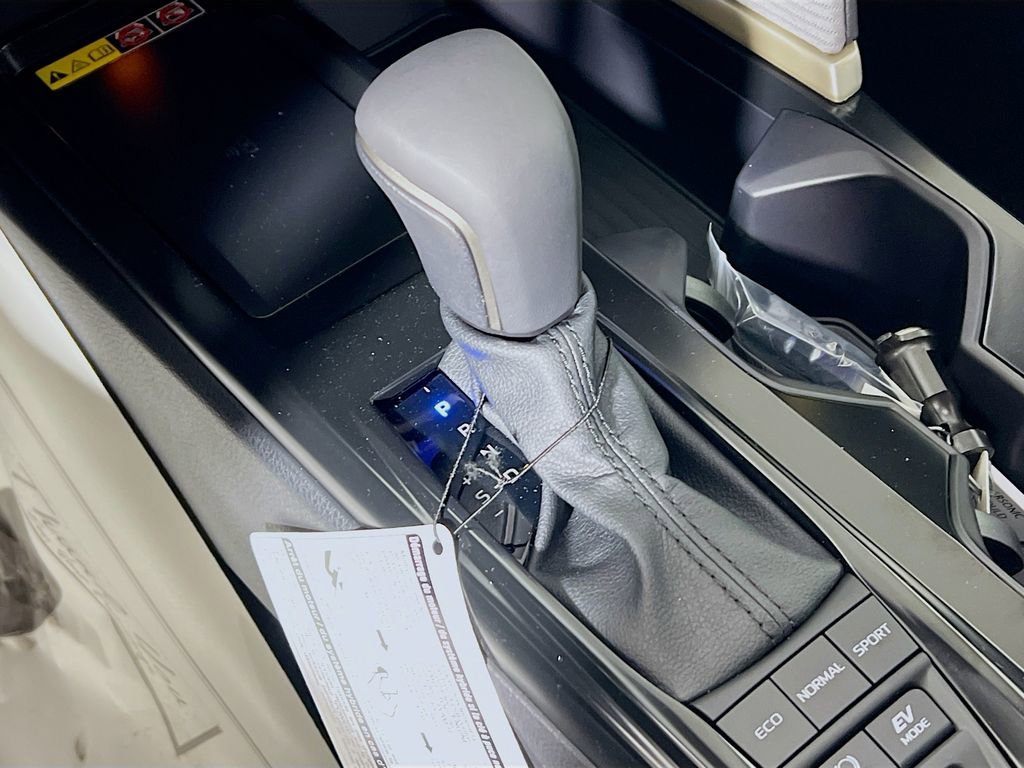 New 2026 Toyota Camry SE FWD image 15