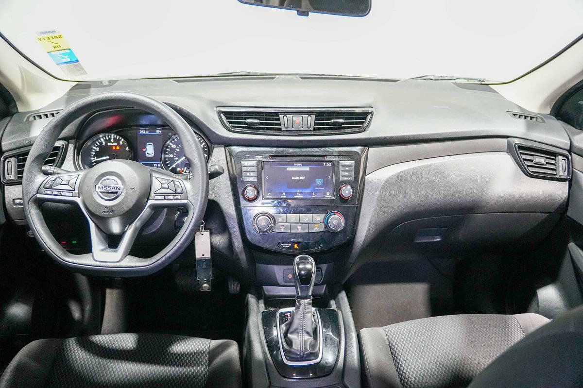 Used 2020 Nissan Rogue Sport S AWD/4WD image 23