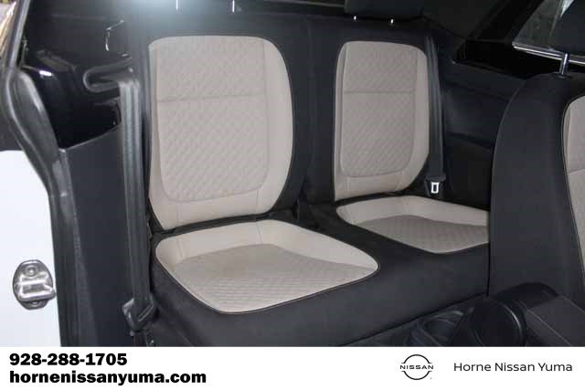 Used 2019 Volkswagen Beetle 2.0T image 7