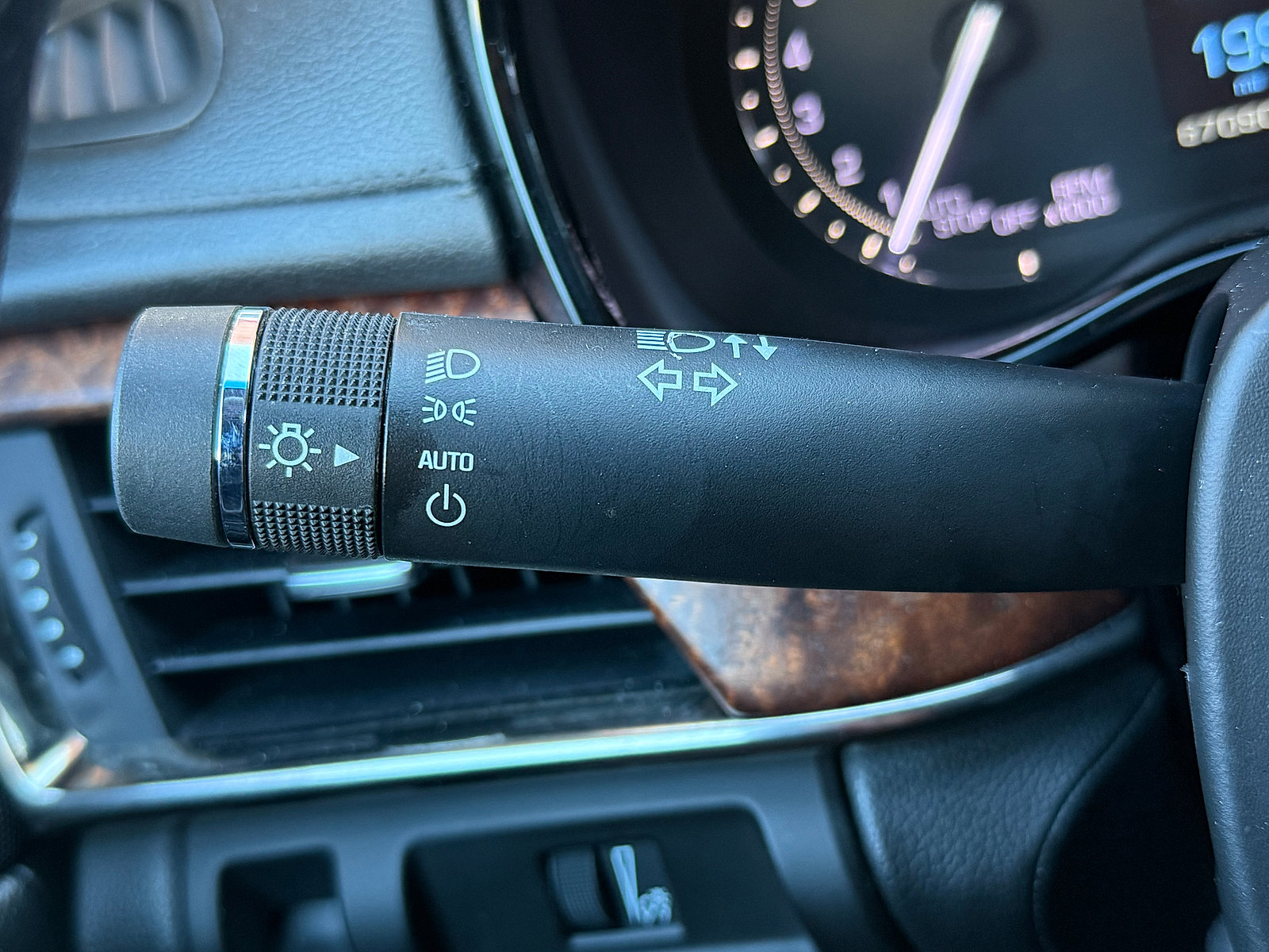 Used 2019 Cadillac CTS Luxury image 33