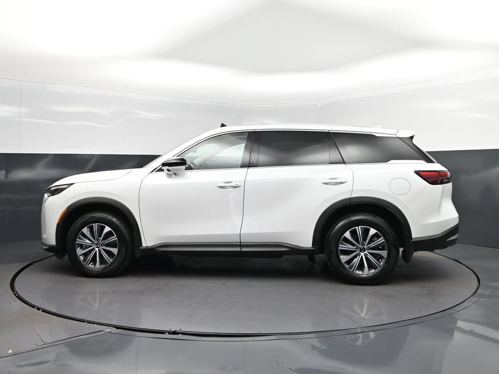 Certified 2026 INFINITI QX60 Pure w/ Cargo Package FWD image 4