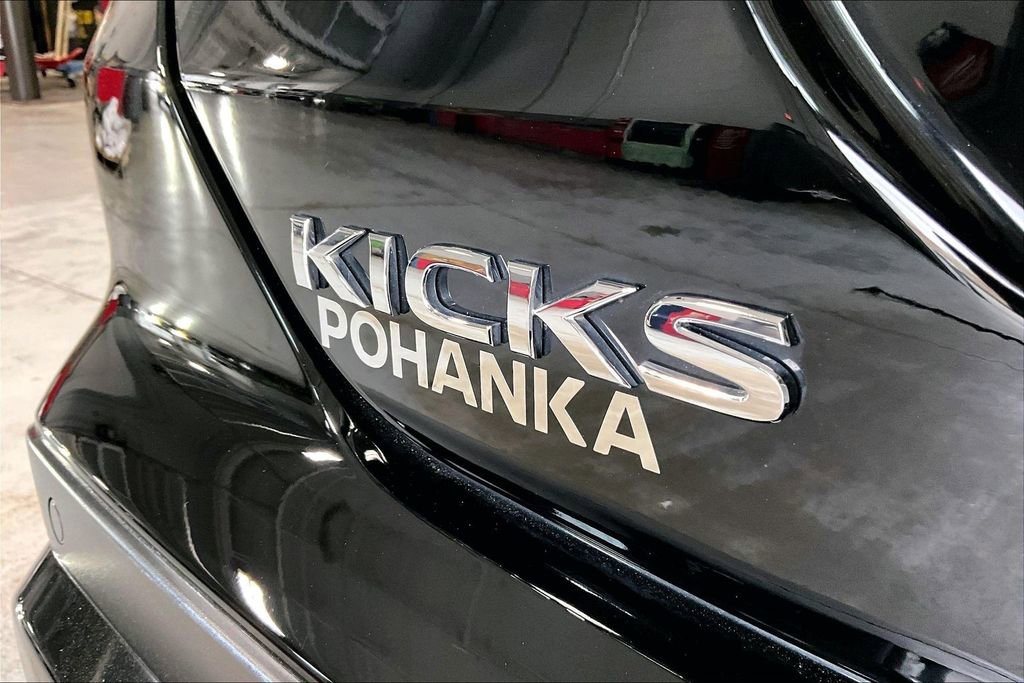 Certified 2022 Nissan Kicks SV image 7
