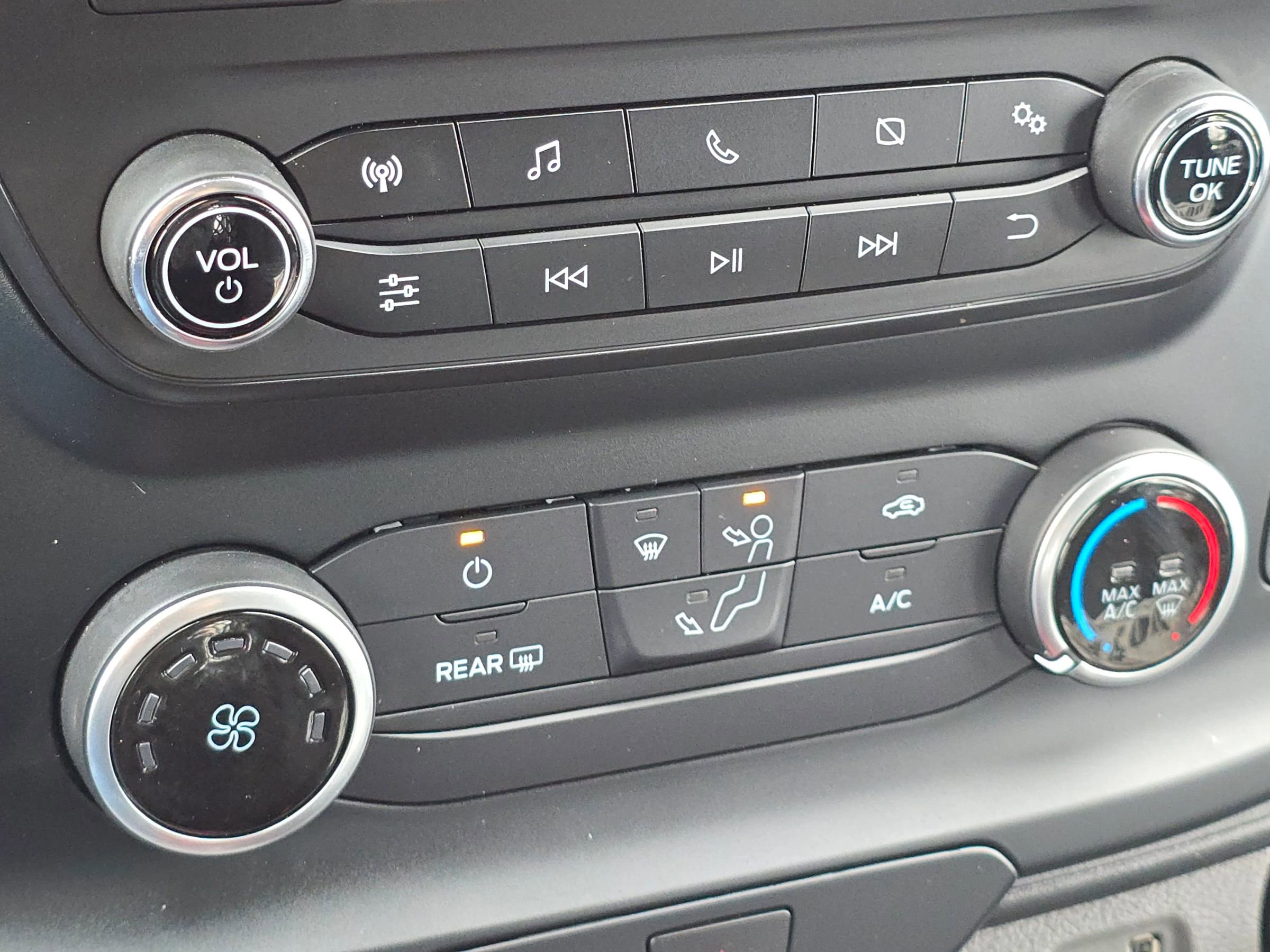 Used 2024 Ford Transit 250 Low Roof w/ Exterior Upgrade Package image 18