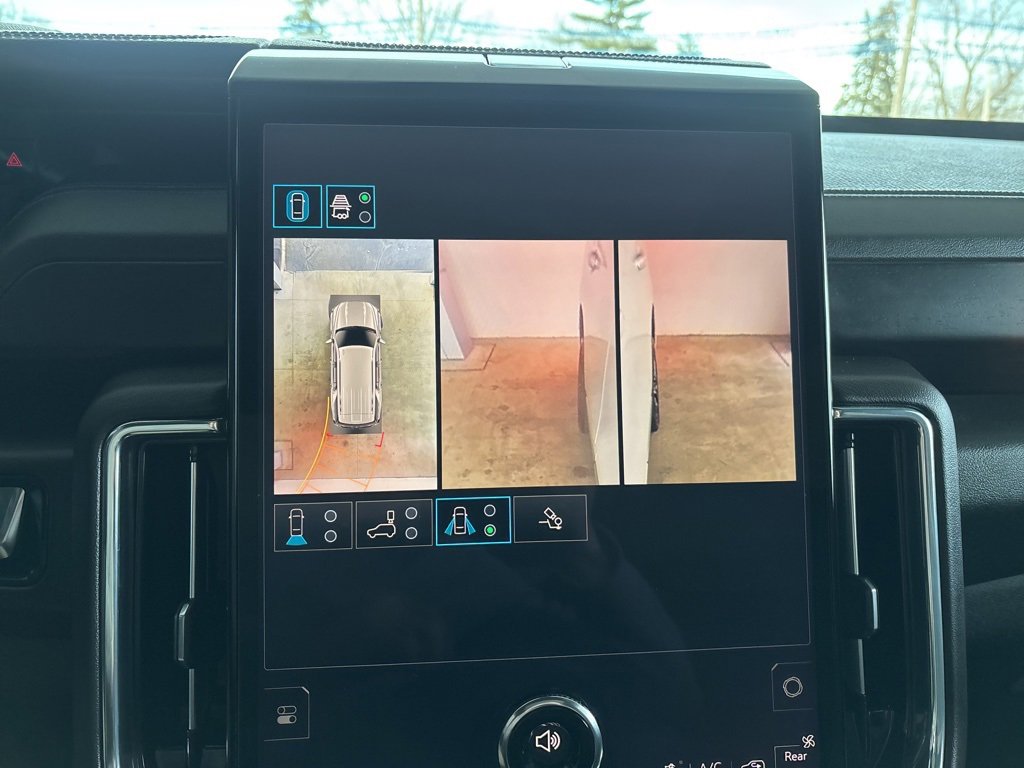 Used 2025 GMC Yukon Denali image 22