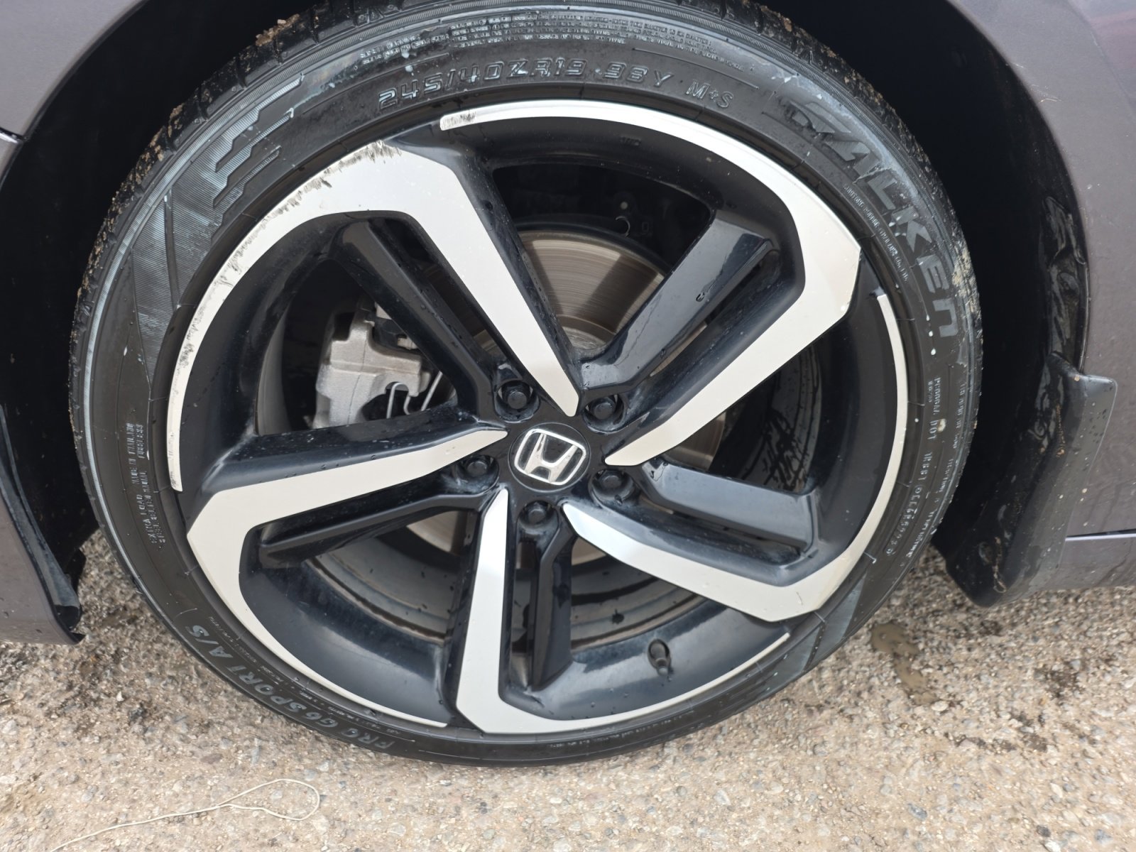 Used 2019 Honda Accord Sport image 11