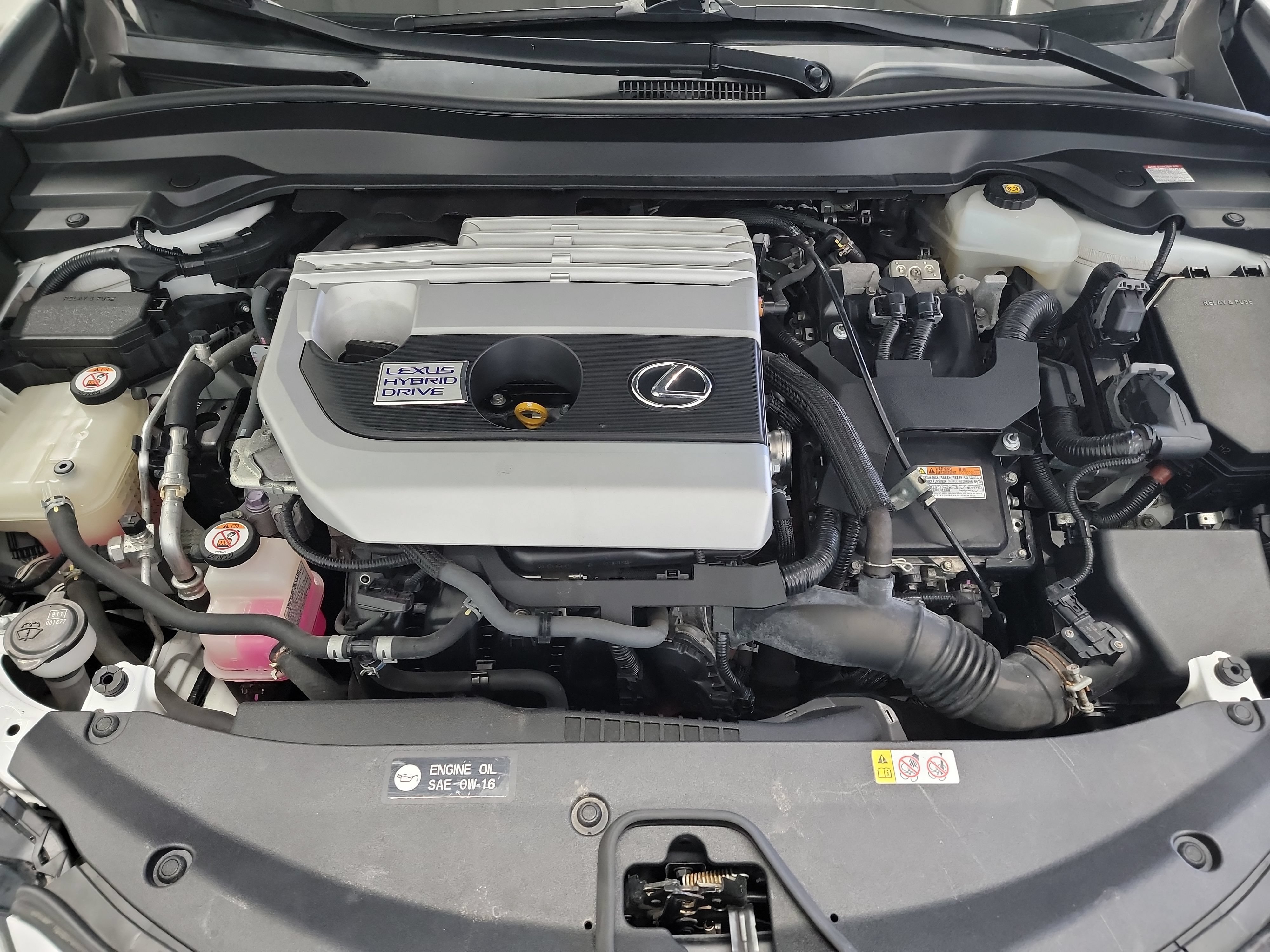 Used 2019 Lexus UX 250h AWD/4WD image 14