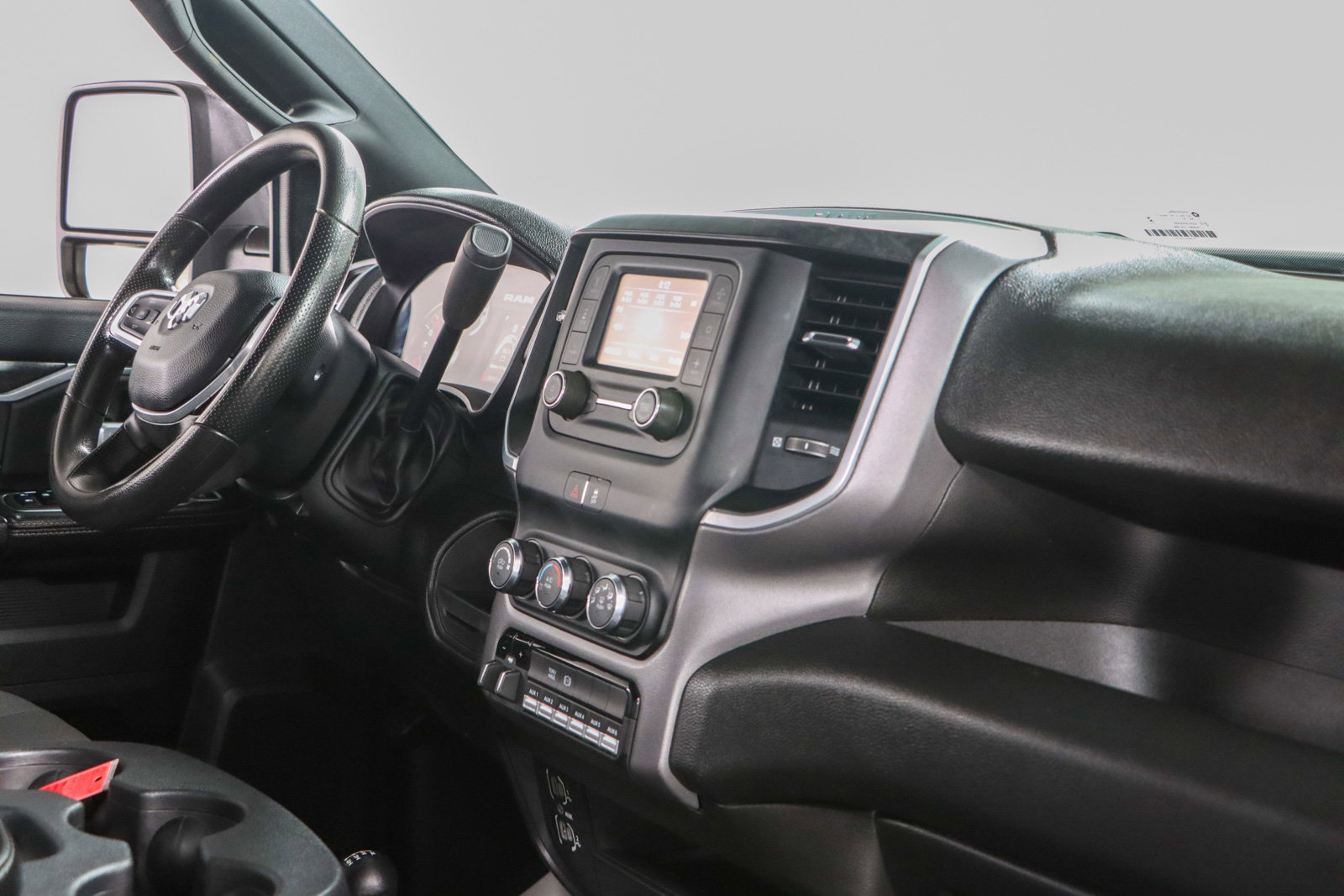 Used 2024 RAM 3500 SLT w/ Quick Order Package 2YG SLT image 24