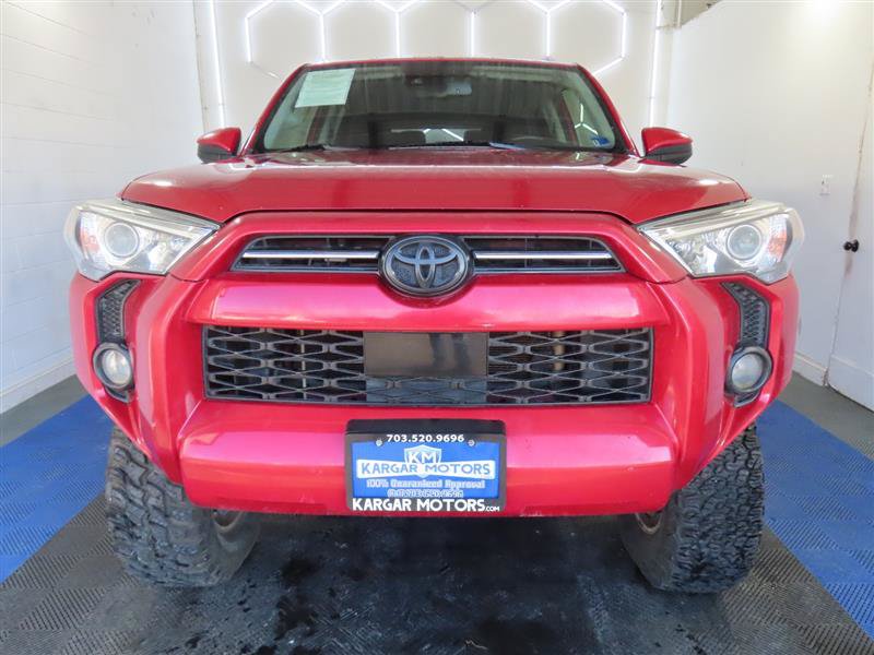 Used 2020 Toyota 4Runner SR5 AWD/4WD image 3