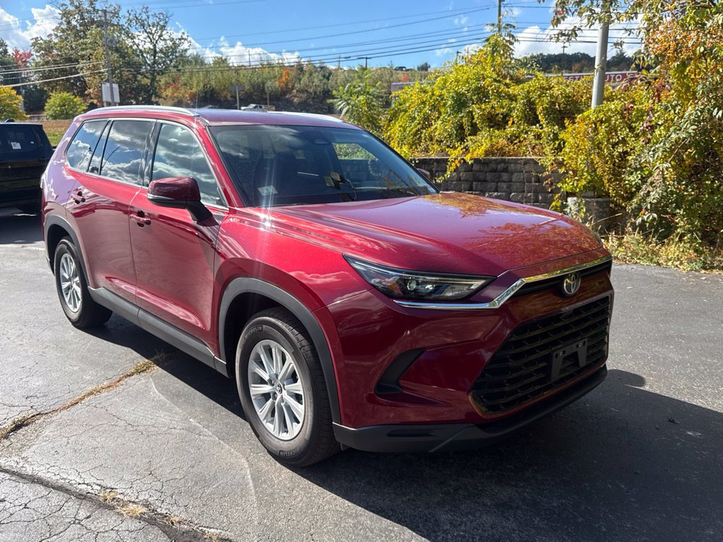 Used 2026 Toyota Grand Highlander AWD image 11