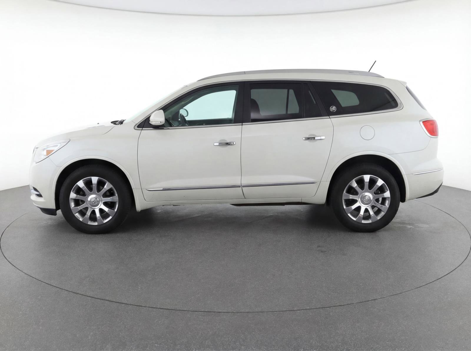 Used 2017 Buick Enclave Leather w/ Enclave Tuscan Edition FWD image 6