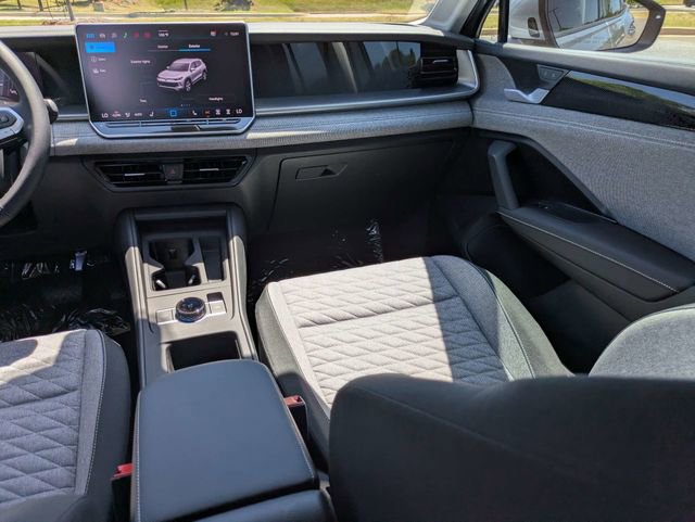 New 2026 Volkswagen Tiguan S FWD image 17