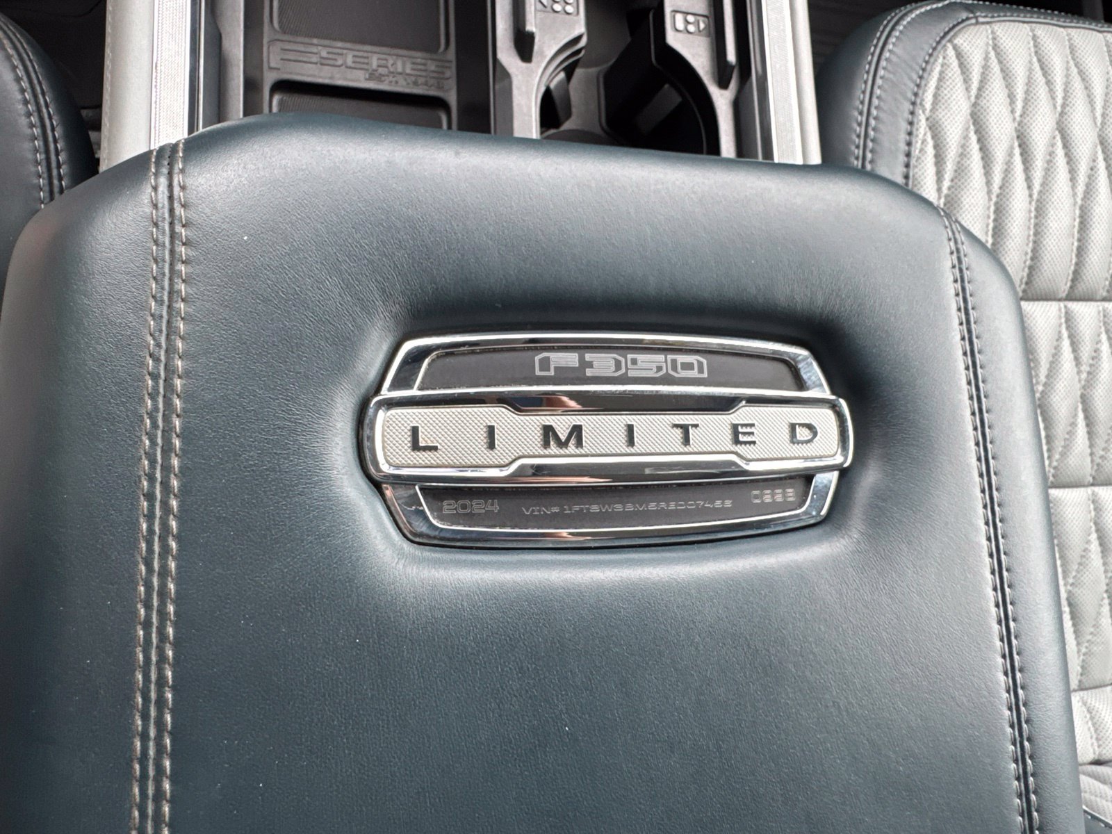 Used 2024 Ford F350 Limited w/ FX4 Off-Road Package AWD/4WD image 34