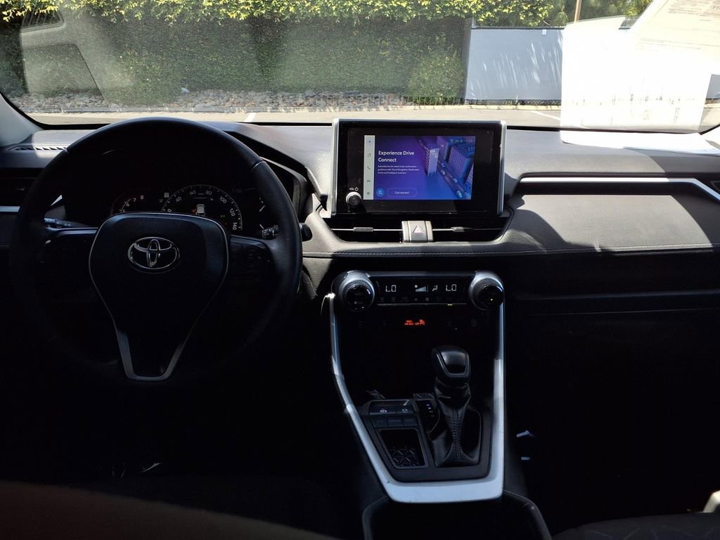 Used 2023 Toyota RAV4 XLE w/ Convenience Package FWD image 20