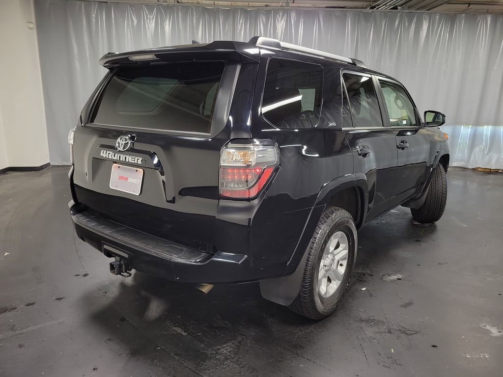 Used 2022 Toyota 4Runner SR5 image 8