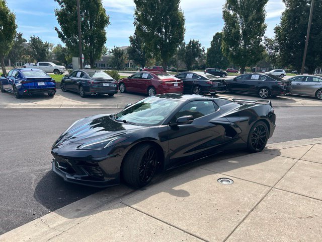 Used 2024 Chevrolet Corvette Stingray Preferred Conv w/ Z51 Performance Package RWD image 3