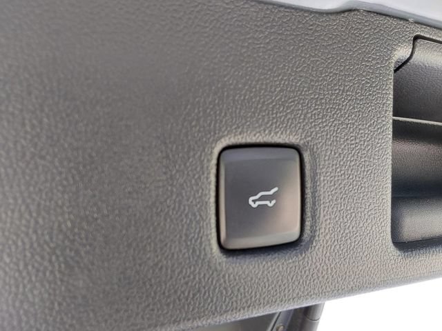 Used 2024 Ford Escape Platinum AWD/4WD image 12