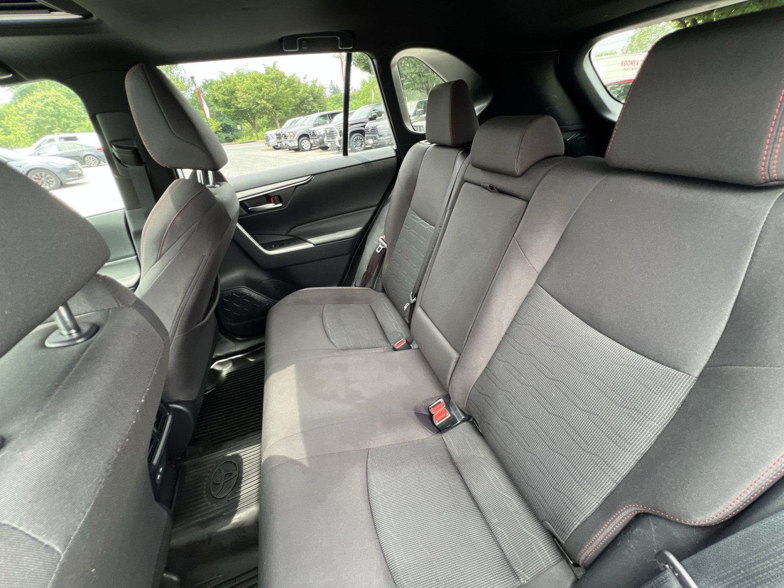 Used 2024 Toyota RAV4 SE w/ Weather & Moonroof Package AWD/4WD image 24