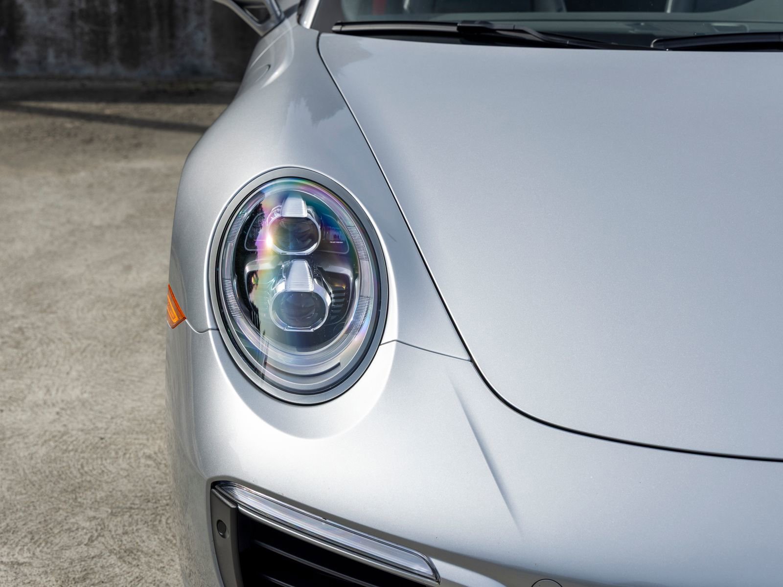 Certified 2018 Porsche 911 Carrera S image 14