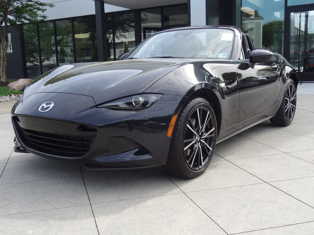 New 2026 MAZDA MX-5 Miata Grand Touring w/ Weather Package RWD image 8