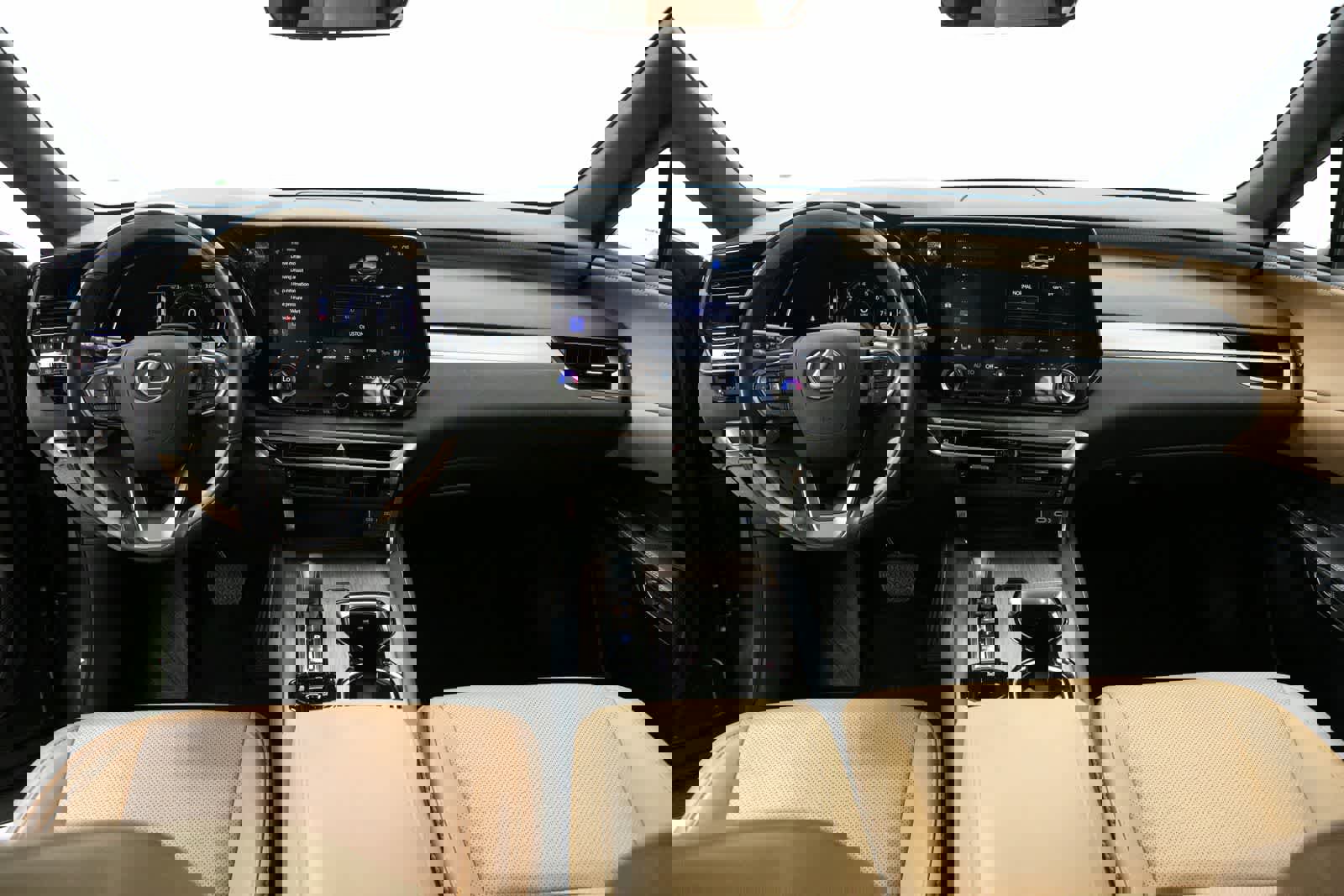 Used 2024 Lexus RX 350 Premium w/ Convenience Package FWD image 13